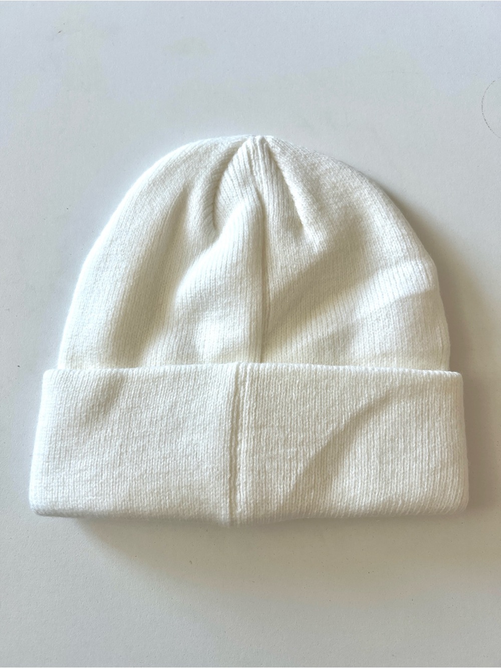 Alo Beanie Hat with Black Logo - Picture 3 of 6